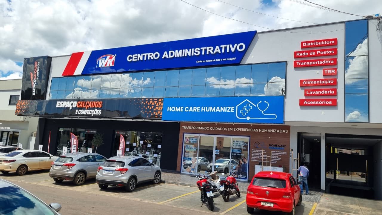 Fachada comercial em ACM do Espaço Calçados e Centro Administrativo